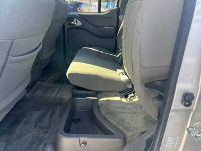 2018 Nissan Frontier, $19000. Photo 7