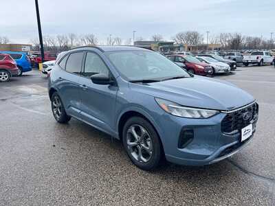 2024 Ford Escape, $22995. Photo 2