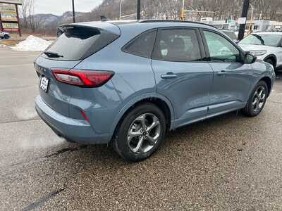 2024 Ford Escape, $22995. Photo 3