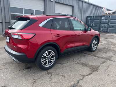 2022 Ford Escape, $22000. Photo 3