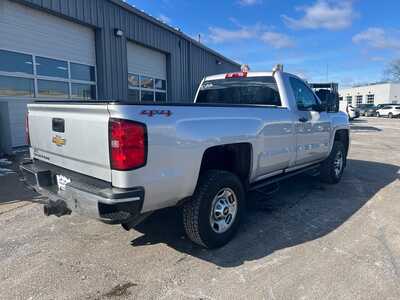 2016 Chevrolet 2500 Reg Cab, $22000. Photo 4