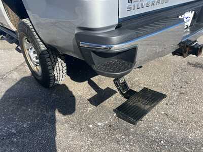 2016 Chevrolet 2500 Reg Cab, $22000. Photo 5