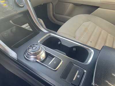 2017 Ford Fusion, $7000. Photo 10