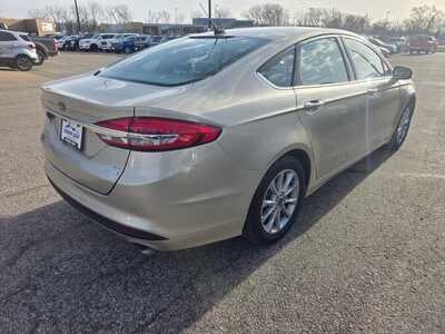 2017 Ford Fusion, $7000. Photo 3