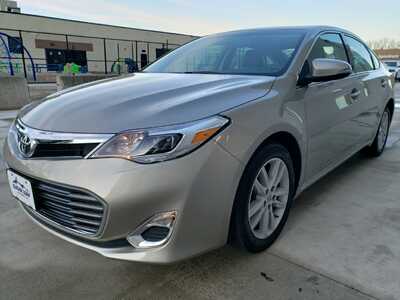 2013 Toyota Avalon, $13995. Photo 3