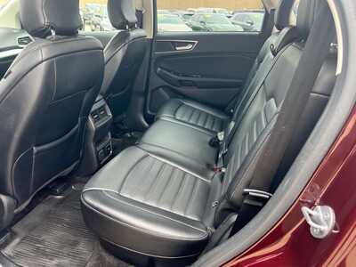 2018 Ford Edge, $15000. Photo 8