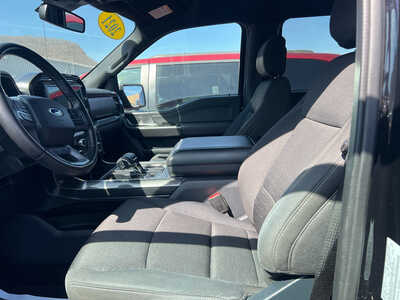 2021 Ford F150 Crew Cab, $34300. Photo 6