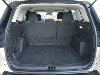 2017 Ford Escape, $13995. Photo 6