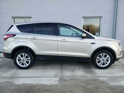 2017 Ford Escape, $13995. Photo 8