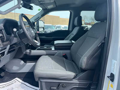 2024 Ford F150 Crew Cab, $48995. Photo 8