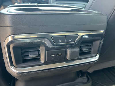 2020 Chevrolet 1500 Crew Cab, $23995. Photo 11