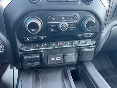 2020 Chevrolet 1500 Crew Cab, $23995. Photo 12