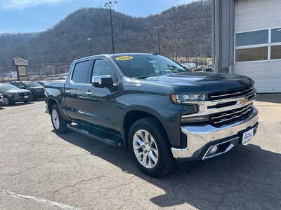 2020 Chevrolet 1500 Crew Cab, $23995. Photo 3