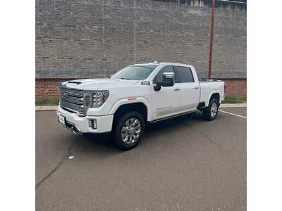 2023 GMC 3500 Crew Cab, $67000. Photo 2
