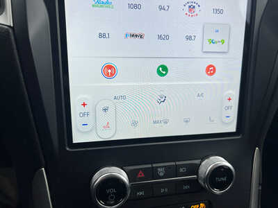 2024 Ford Edge, $29995. Photo 11