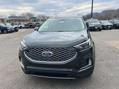 2024 Ford Edge, $29995. Photo 2