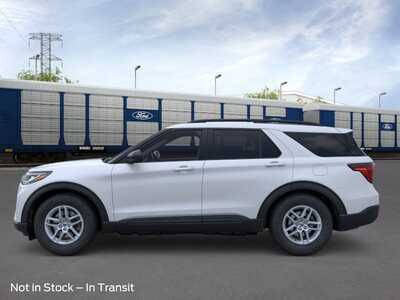 2026 Ford Explorer, $44380. Photo 3