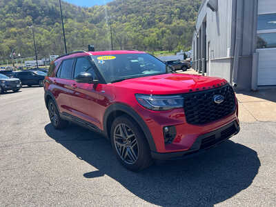 2025 Ford Explorer, $41995. Photo 3