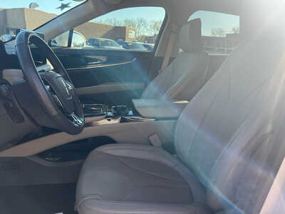 2023 Lincoln Nautilus, $37495. Photo 6