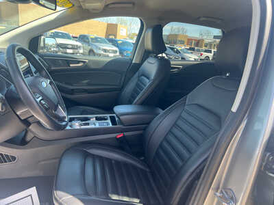 2024 Ford Edge, $23695. Photo 7