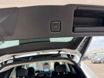 2022 Ford Escape, $25500. Photo 11