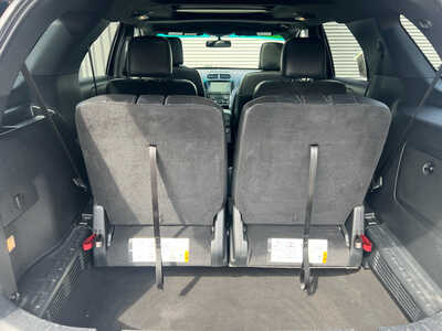 2018 Ford Explorer, $16000. Photo 12