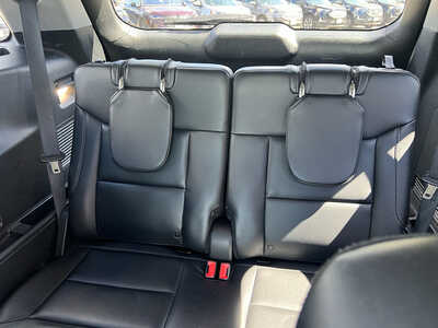 2022 Ford Explorer, $21000. Photo 9