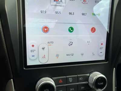 2024 Ford Edge, $30990. Photo 12