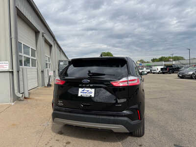 2024 Ford Edge, $30990. Photo 5