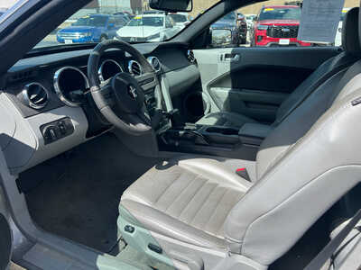 2008 Ford Mustang, $9995. Photo 4