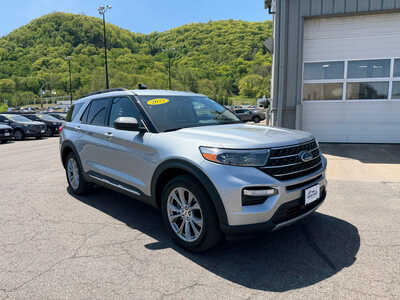 2023 Ford Explorer, $35995. Photo 2