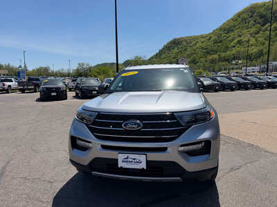 2023 Ford Explorer, $35995. Photo 3