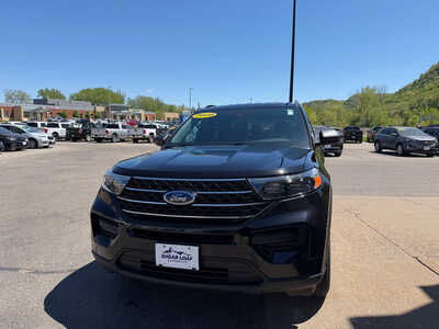 2020 Ford Explorer, $20995. Photo 3