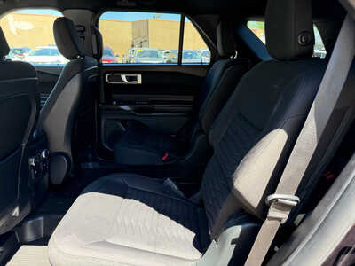 2020 Ford Explorer, $20995. Photo 8