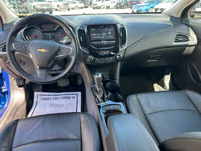2018 Chevrolet Cruze, $10998. Photo 9