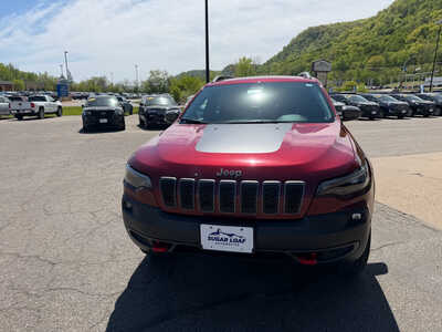 2020 Jeep Cherokee, $23500. Photo 3