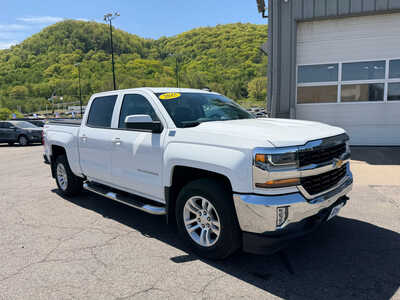 2016 Chevrolet 1500 Crew Cab, $16500. Photo 3