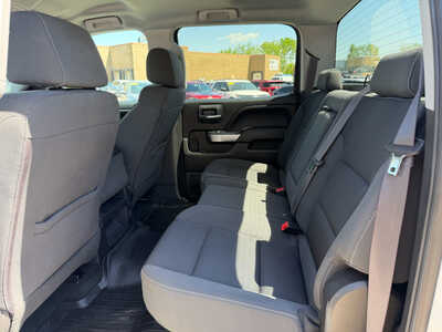 2016 Chevrolet 1500 Crew Cab, $16500. Photo 8