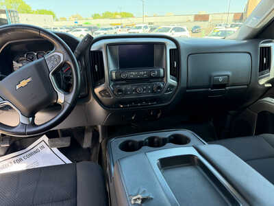 2016 Chevrolet 1500 Crew Cab, $16500. Photo 9