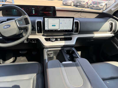 2025 Ford Expedition, $55995. Photo 12