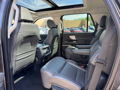 2025 Ford Expedition, $55995. Photo 8