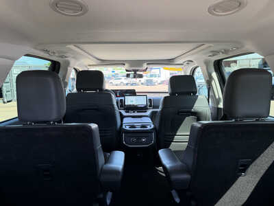 2025 Ford Expedition, $55995. Photo 9