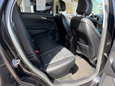 2015 Ford Edge, $8995. Photo 12