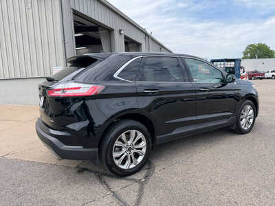 2024 Ford Edge, $29995. Photo 4