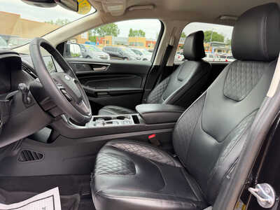 2024 Ford Edge, $29995. Photo 7