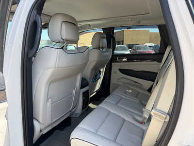 2019 Jeep Grand Cherokee, $29995. Photo 7