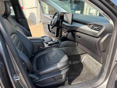 2024 Ford Escape, $24995. Photo 10