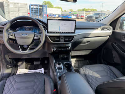 2024 Ford Escape, $24995. Photo 11