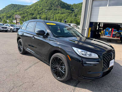 2023 Lincoln Corsair, $36998. Photo 3
