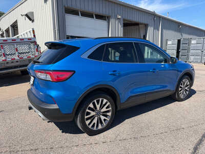 2020 Ford Escape, $20649. Photo 4